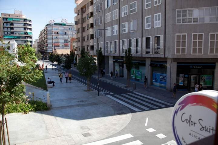 Color Suites Alicante photo 3