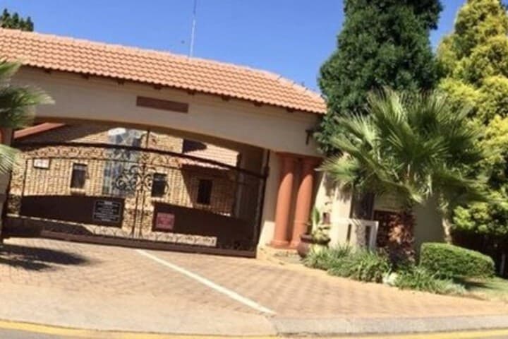 Le Cozmo Guest House photo 4