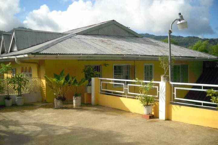 La Mamre Guest House photo 2