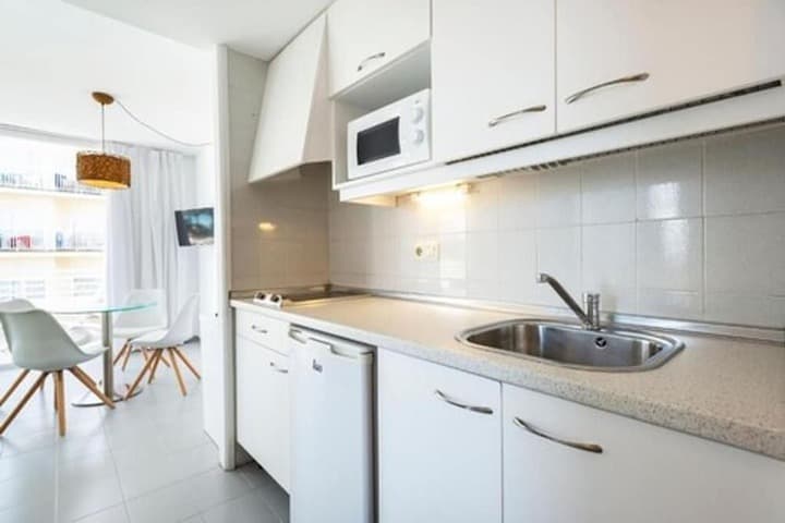 Morito Beach Apartments photo 2
