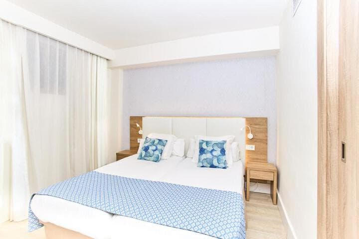 Leonardo Suites Hotel Ibiza Santa Eulalia photo 4
