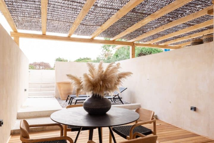 Athina Studios & Suites photo 4