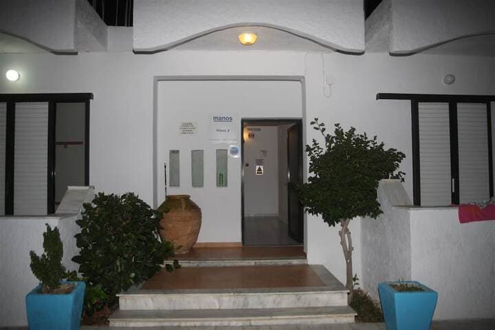 Nikos 2 Studios & Apartments photo 4