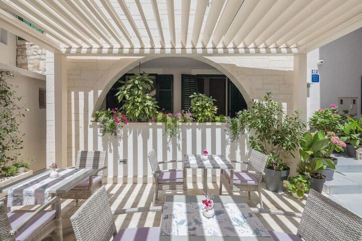 Balatura The Fine Bed & Breakfast photo 3
