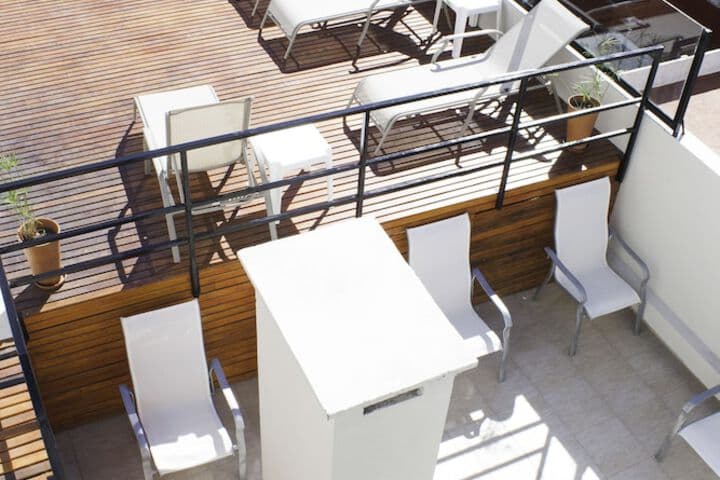 Arenales Suites photo 4