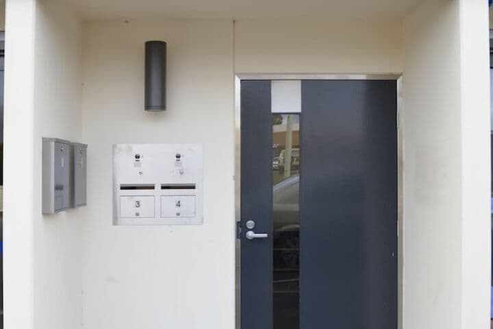 Kangaroo Bay Apartments photo 2