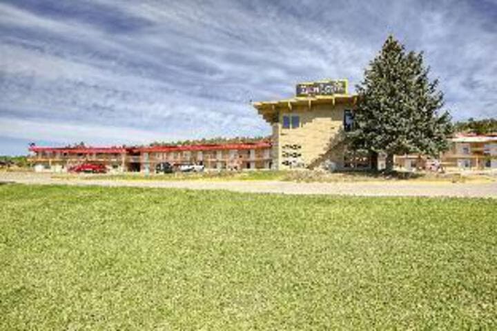 Super 8 by Wyndham Newcastle photo 2