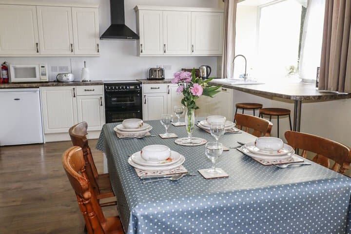 Marsh Cottage photo 5