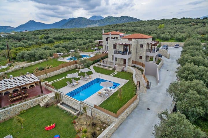 Olive Garden Villas photo 5