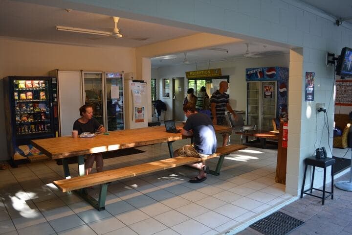 Frogshollow Backpackers photo 2