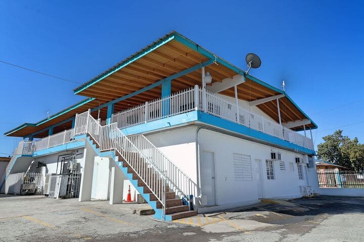 Luichys Seaside Hotel photo 2