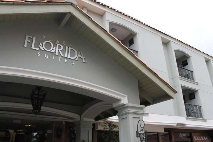Plaza Florida Suites photo 2