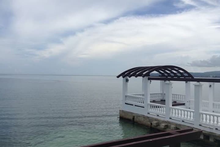 Waters Edge Guest House photo 2