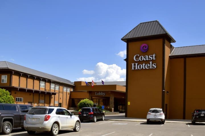 Coast Lethbridge Hotel & Conference Centre photo 2
