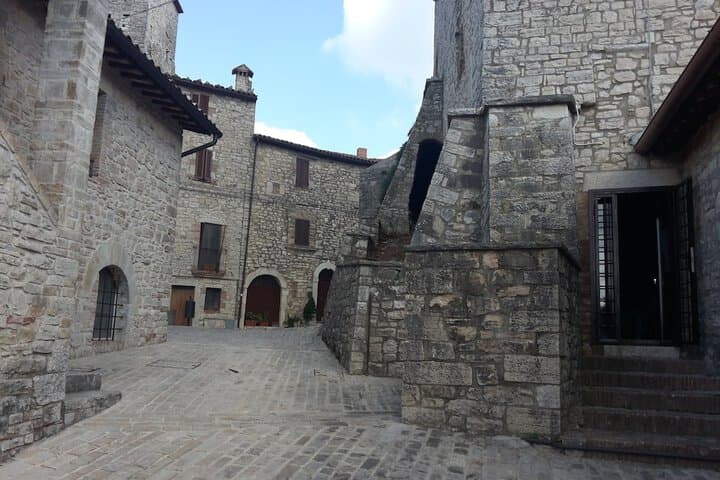 Castello Izzalini Todi Resort photo 3