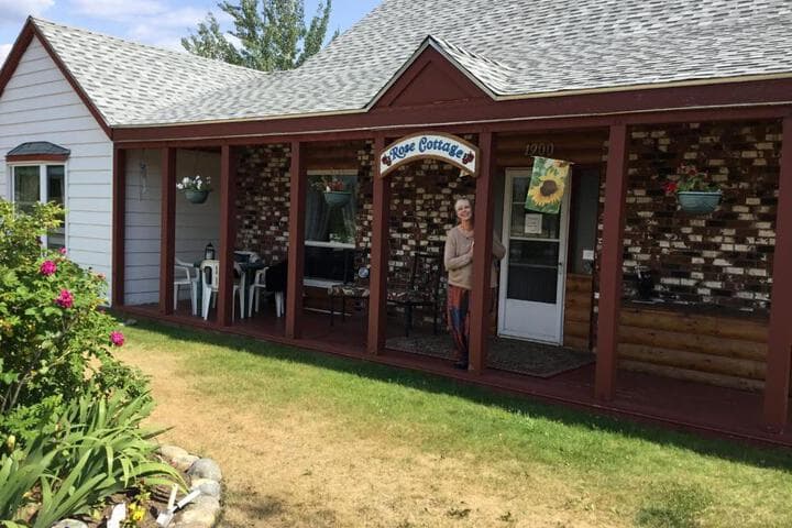 Rose Cottage Bed & Breakfast photo 2