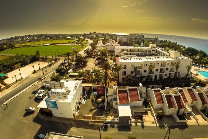 Helios Bay Hotel Apartments photo 5