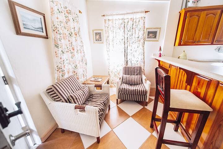 ClarenceVille Villa Apartments photo 3
