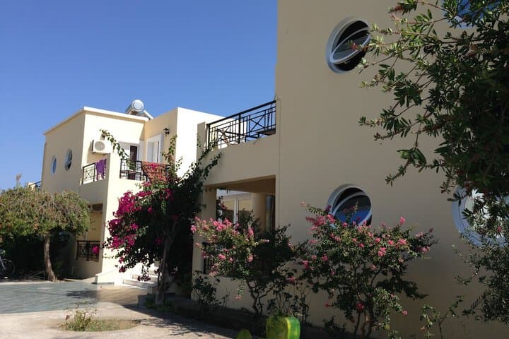 Manine Apartments photo 2