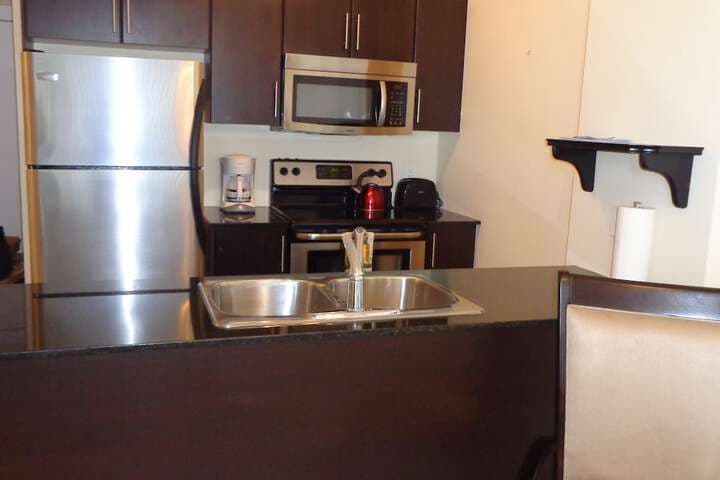 Regal Suites Riverfront photo 5