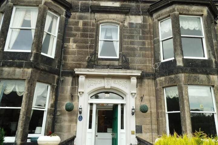 The Alexander Guest House photo 2