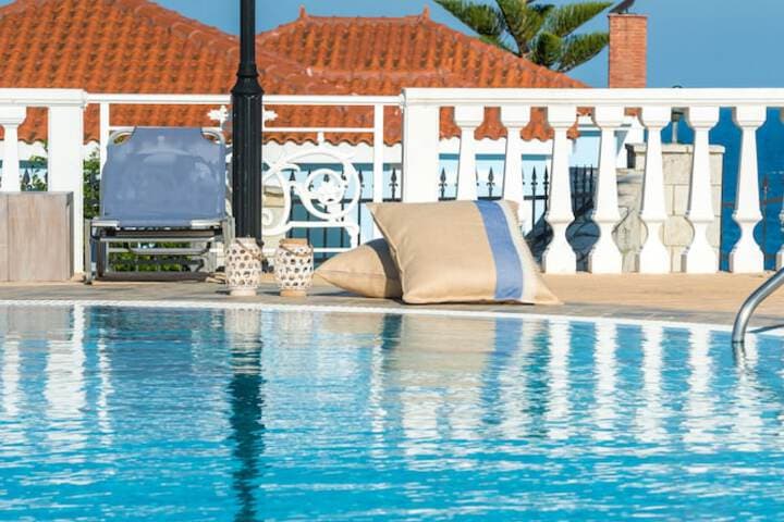 Arkadia Luxury Hotel Apartments photo 5
