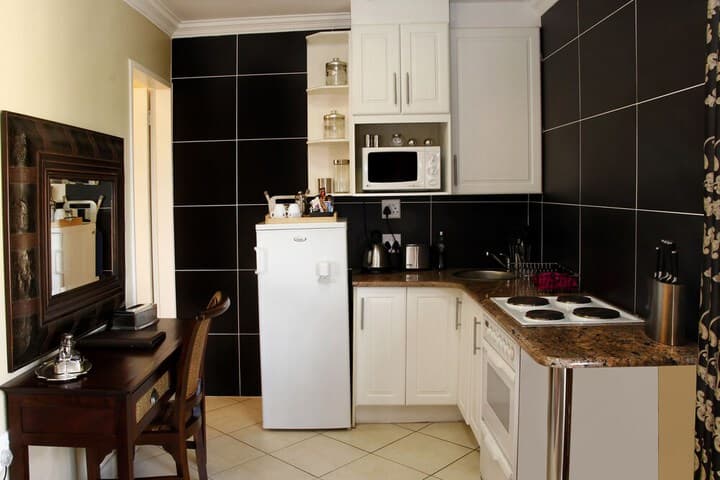 Opikopi Guest House photo 4