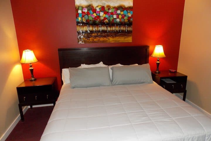 The Washburn Inn on the Lake photo 4