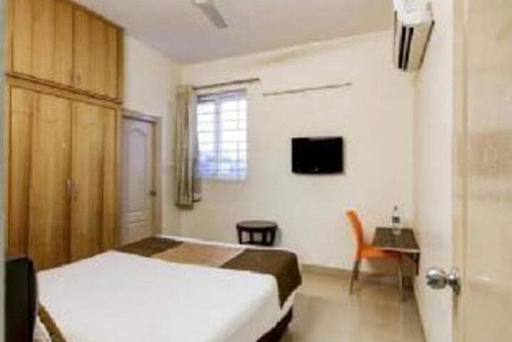 Oriana Hotel photo 5
