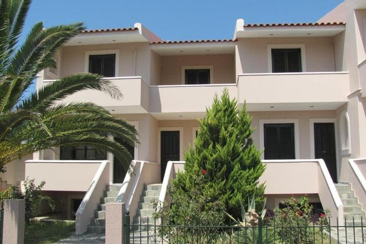 Lakonia Bay Apartments photo 4