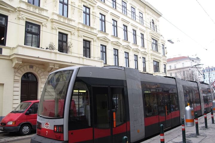 Central Vienna Living Premium Suite photo 2