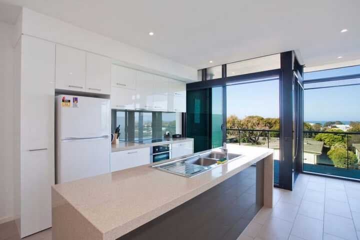 Whitewater Apartments photo 4