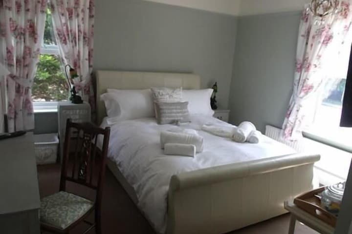 Hooray Henrys Sheringham photo 5