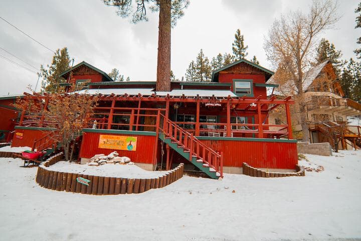 ITH Big Bear Lake Hostel&Retreat Center photo 5