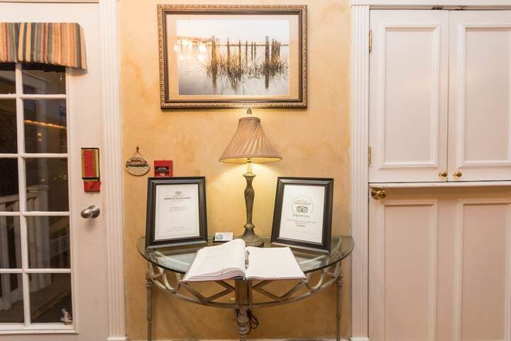 Carriage Way Centennial photo 4