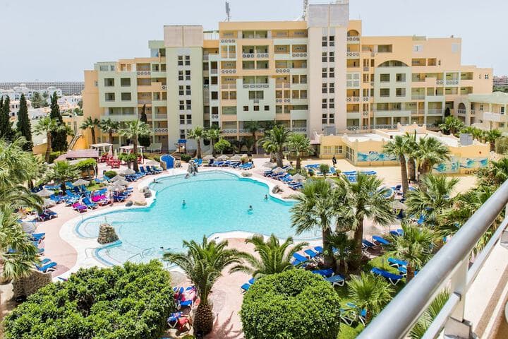 Las Salinas destination view