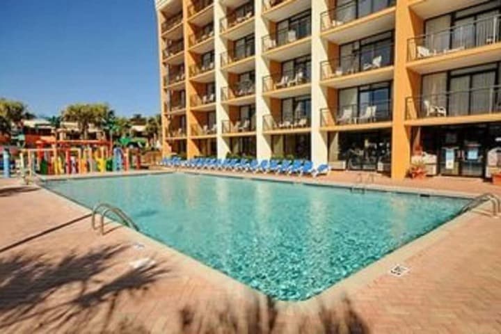 Units at Caravelle Resort by Elliott Beach Rentals photo 3