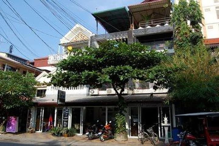 Goldie Guesthouse photo 2