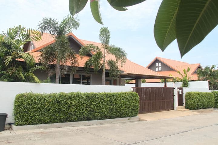 The Ville Pool Villa Jomtien photo 2
