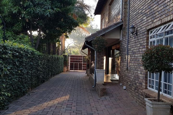 Falling Feather Inn photo 2