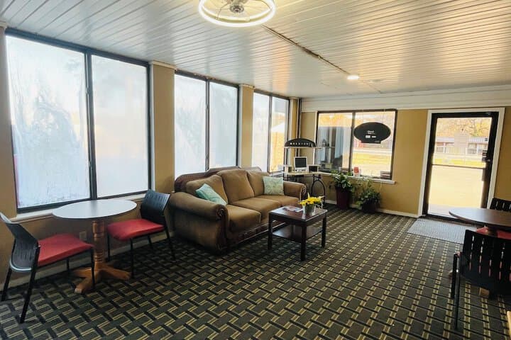 Americas Best Value Inn Jay photo 2
