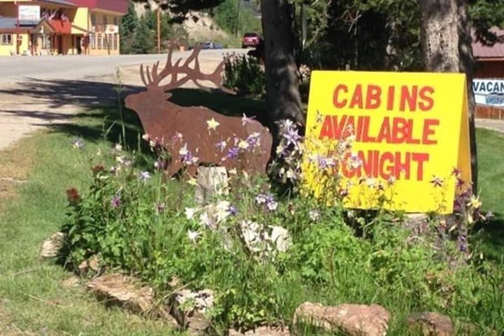 Columbine Cabins photo 2