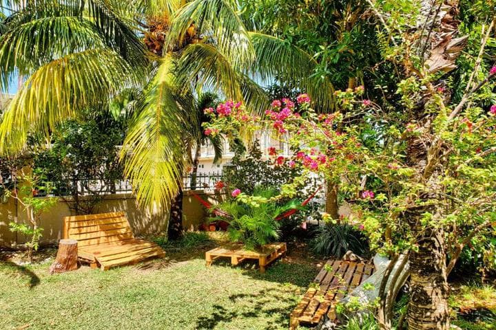 Surf House photo 2