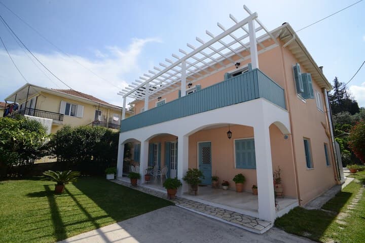 Tsonas apartments photo 4