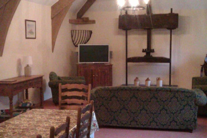 Blackmore Farm photo 5