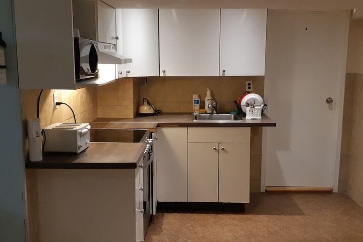 McMaster Accommodations photo 3
