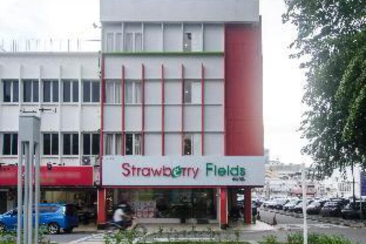 Hotel Strawberry Fields photo 3