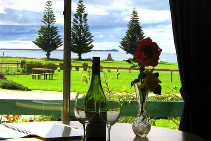 Naracoopa Jetty destination view