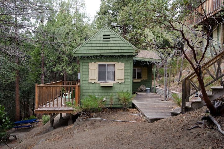 Idyllwild Bunkhouse photo 3