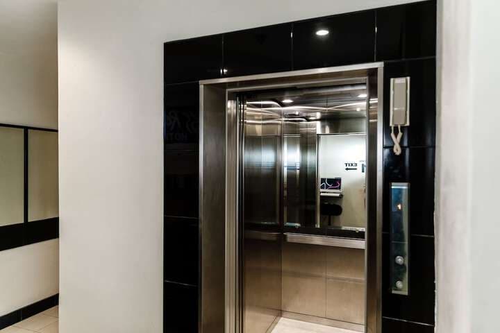 The Classroom Hotel photo 3